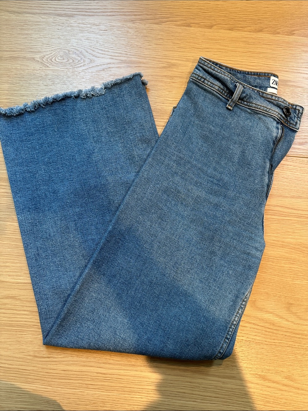 Zara Medium Blue Raw-Hem Cropped Wide-Leg Jeans